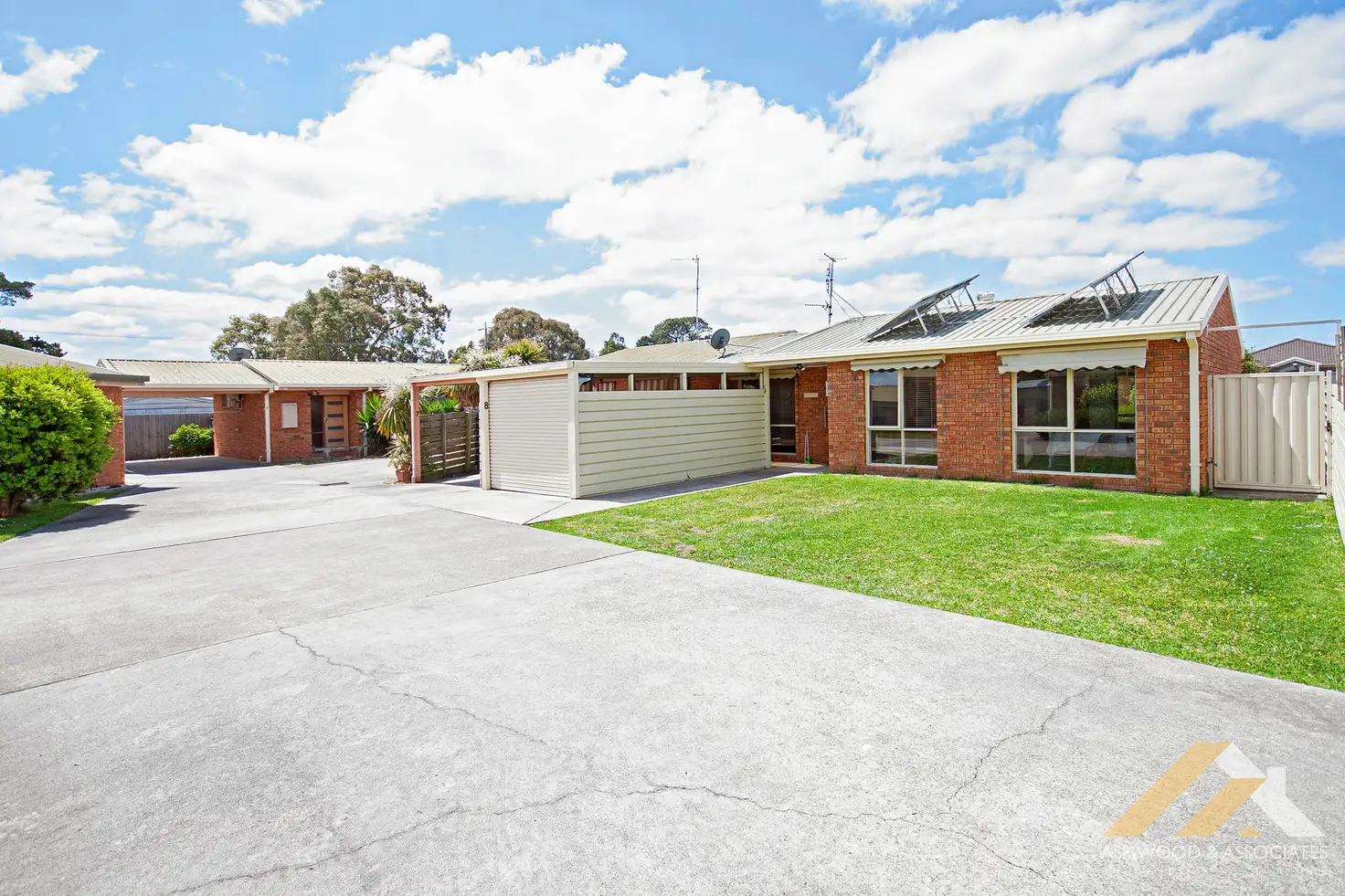Main view of Homely unit listing, Unit 8/2 Reid St, Bairnsdale VIC 3875