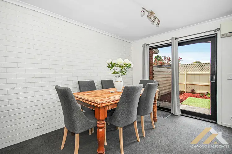 Third view of Homely unit listing, Unit 8/2 Reid St, Bairnsdale VIC 3875