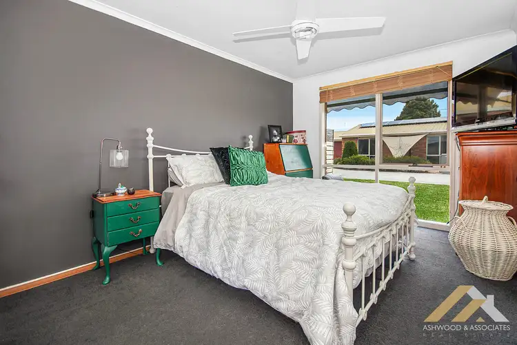 Fourth view of Homely unit listing, Unit 8/2 Reid St, Bairnsdale VIC 3875