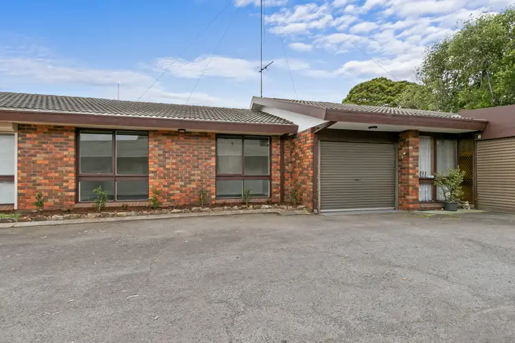 Second view of Homely unit listing, Unit 4/11 Acacia St, Traralgon VIC 3844