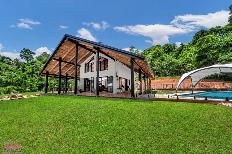 5 Plantation Dr, Bingil Bay QLD 4852