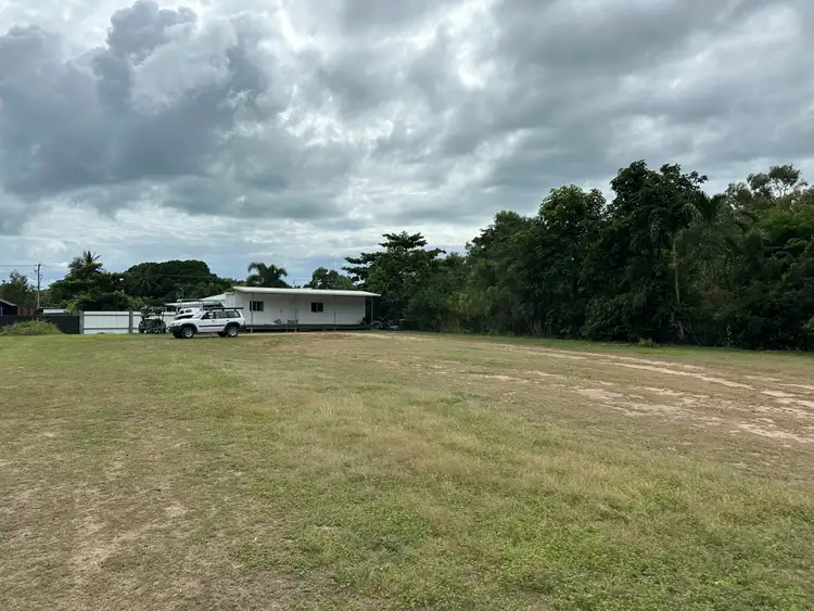 Second view of Homely house listing, 8 Wallaby Way, Horseshoe Bay QLD 4819