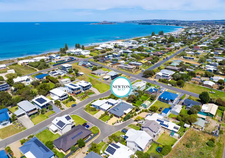 2 Butterfly Ct, Chiton SA 5211