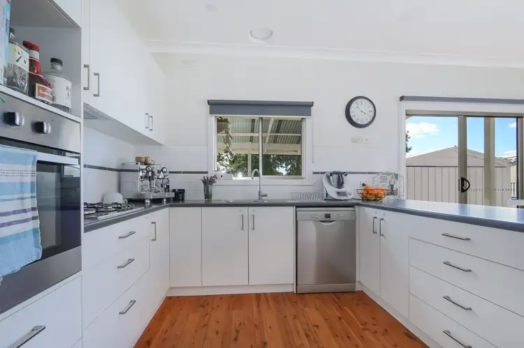 Third view of Homely house listing, 985 Carcoola St, North Albury NSW 2640