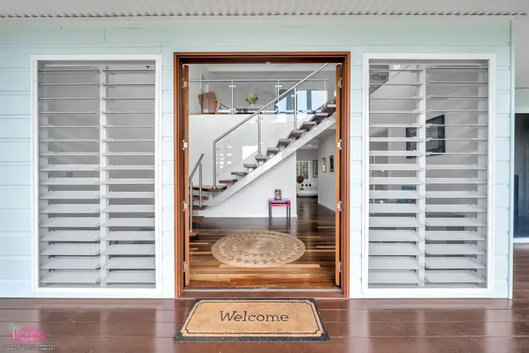 43 Mission Dr, South Mission Beach QLD 4852