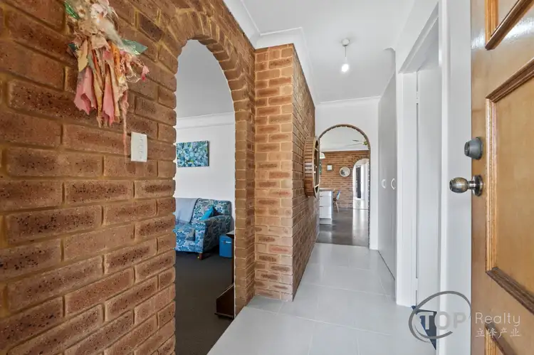 Sixth view of Homely house listing, 17 Meldreth Court, Willetton WA 6155