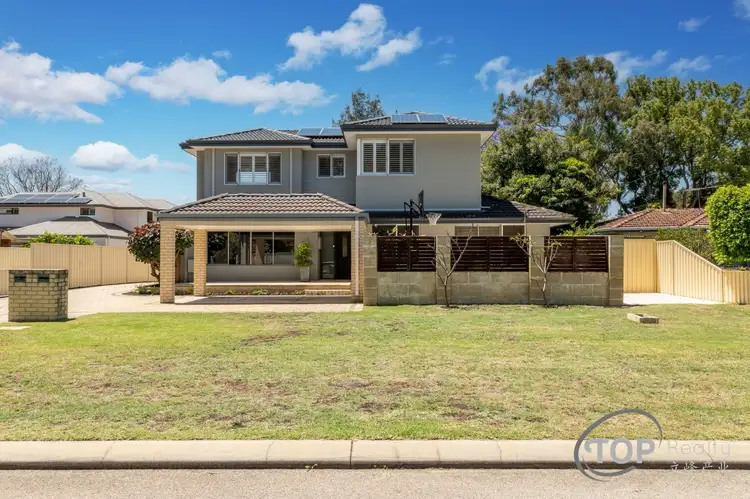 17 Vesta Crescent, Shelley WA 6148