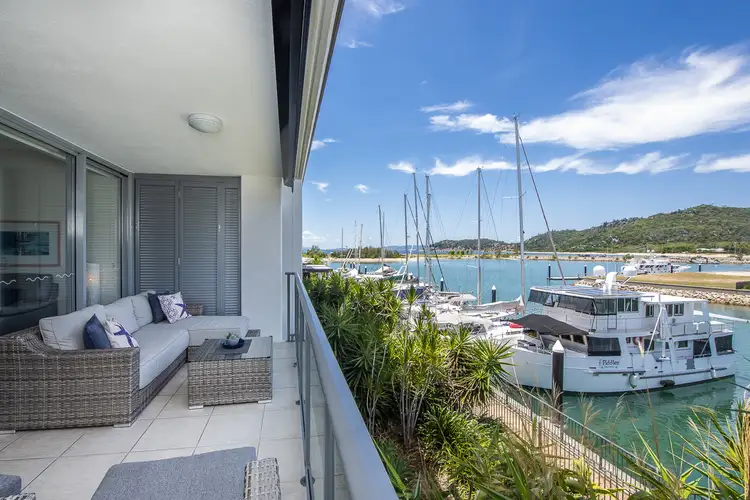 121/123 Sooning St (Blue On Blue), Nelly Bay QLD 4819
