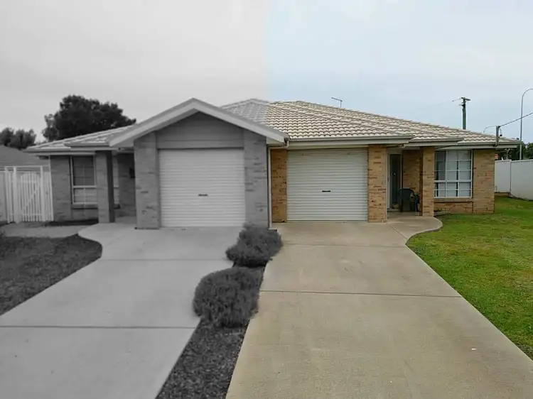 Second view of Homely semi-detached listing, 1/11A Boundary Rd, Gunnedah NSW 2380