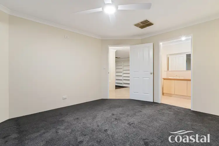 Sixth view of Homely house listing, 5 Peregrine Ct, Singleton WA 6175