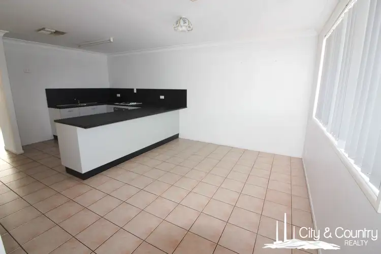 Unit 1-4/80 Fourth Avenue, Mount Isa QLD 4825