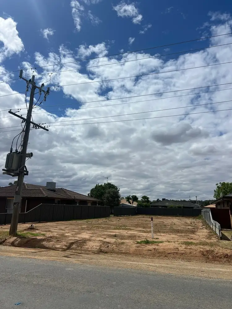 72 Karook St, Cobram VIC 3644