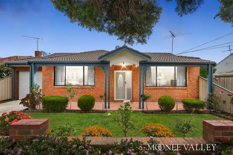 19 Hanley Street, Avondale Heights VIC 3034