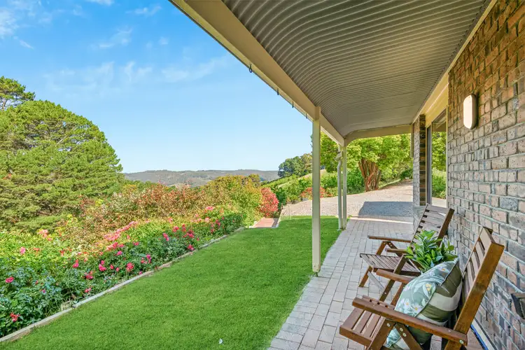 82 Raymonds Rd, Basket Range SA 5138