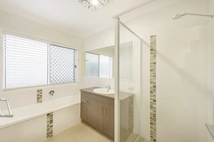 Sixth view of Homely unit listing, Unit 1/13 Beelbee St, Harristown QLD 4350