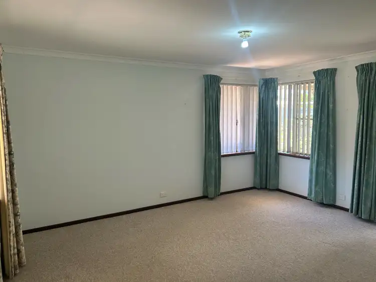 Fifth view of Homely house listing, 2 Malabor Mews, Halls Head WA 6210