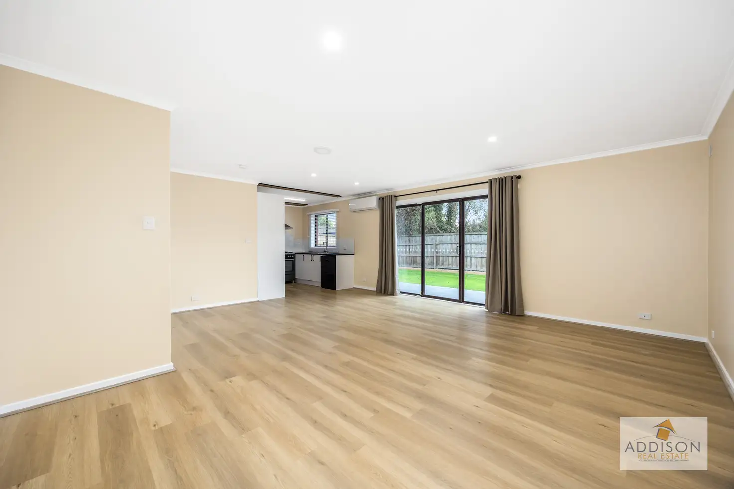 Main view of Homely unit listing, Unit 2/98-100 Davidson St, Traralgon VIC 3844