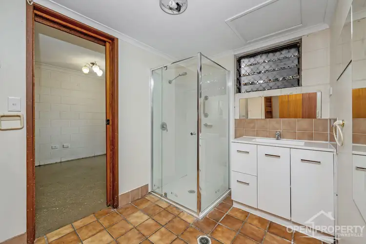 Fifth view of Homely unit listing, Unit 1/93 Bowen Rd, Rosslea QLD 4812