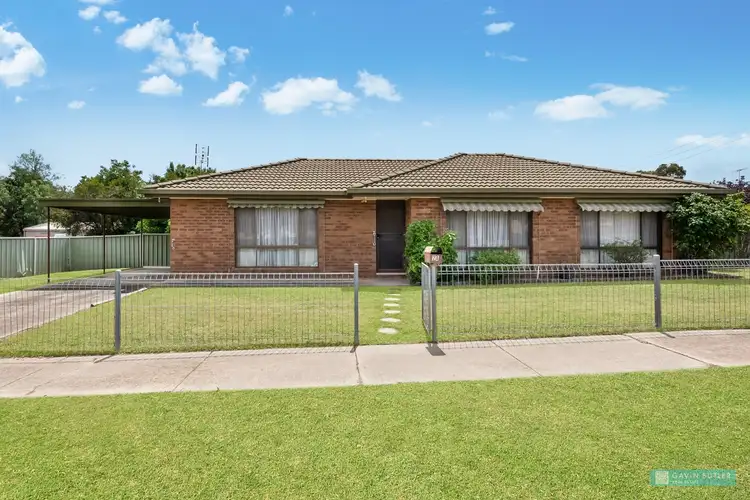 2A Gordon St, Kangaroo Flat VIC 3555
