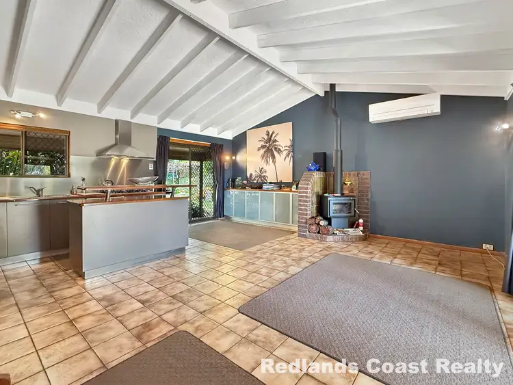 Sixth view of Homely house listing, 93 Perulpa Dr, Lamb Island QLD 4184