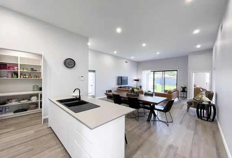 Fifth view of Homely house listing, 6 Janice Dr, Tahmoor NSW 2573