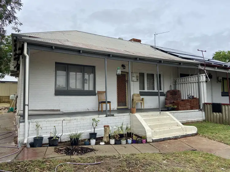 207 Duke Street West, Northam WA 6401