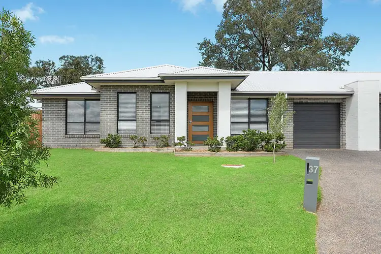 37 Dunphy Cres, Mudgee NSW 2850