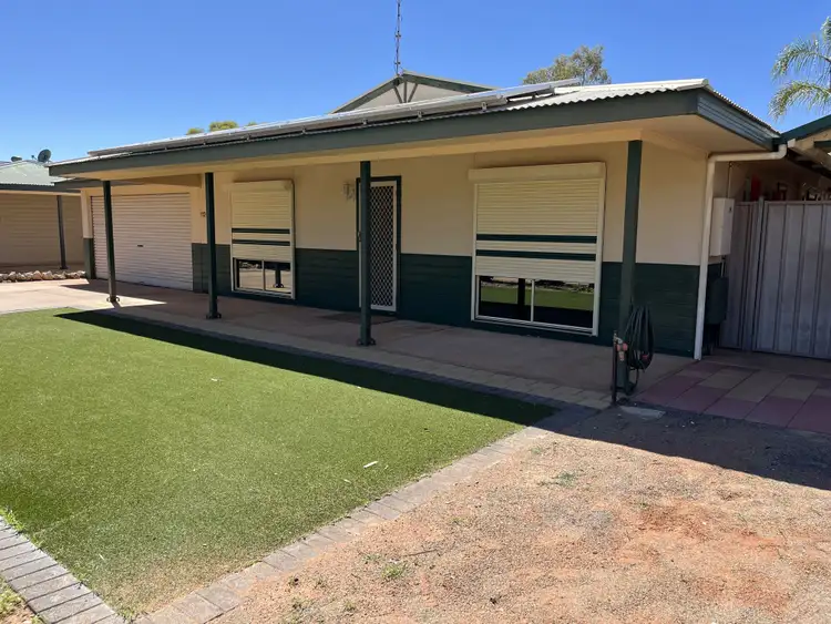 112 Stuart Rd, Roxby Downs SA 5725
