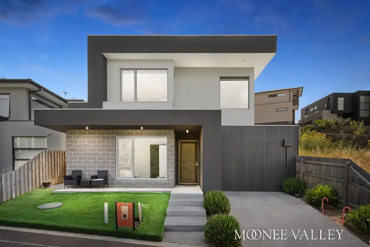 5/9A Weyburn Place, Avondale Heights VIC 3034