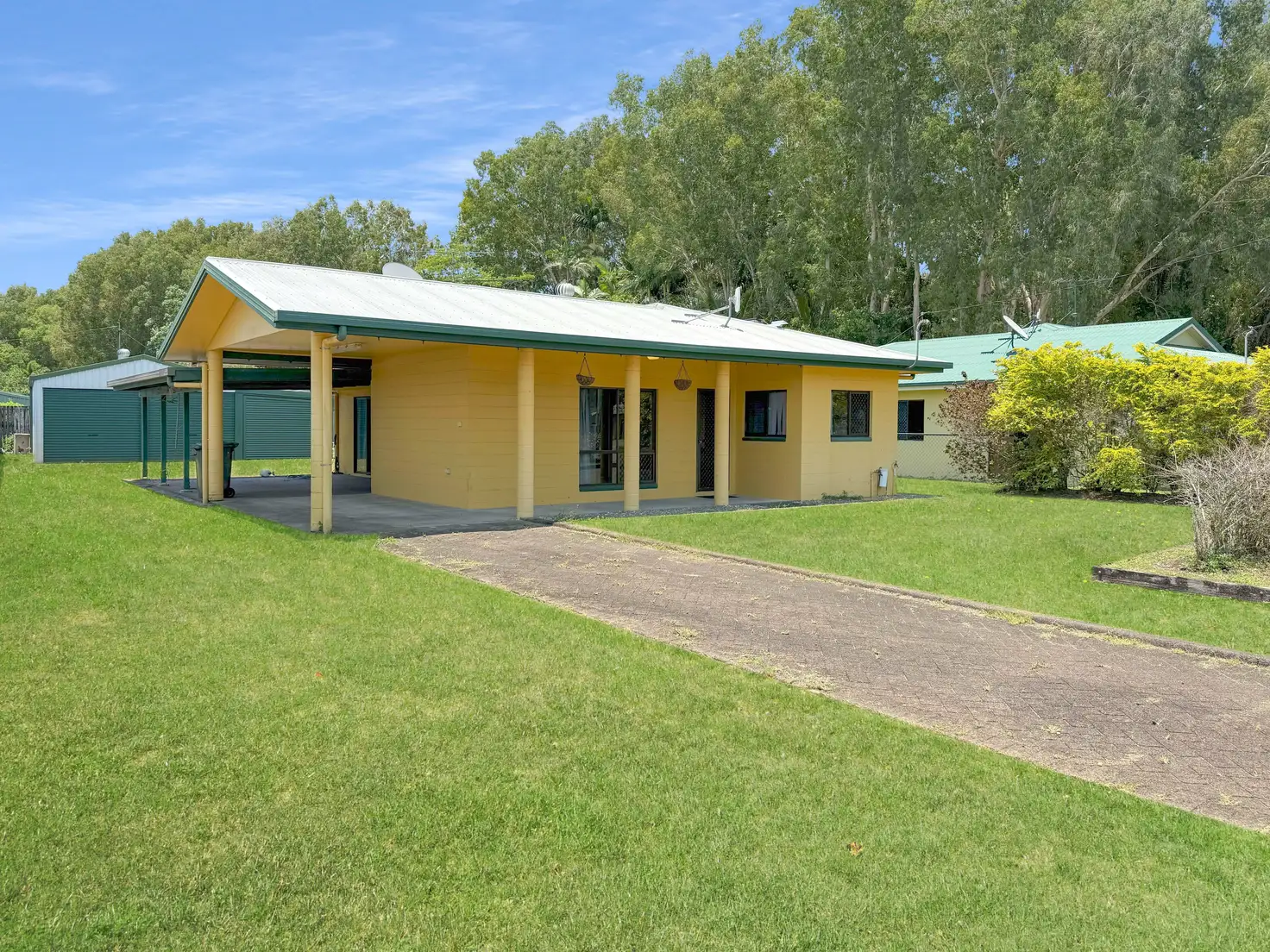 Main view of Homely house listing, 1 Acacia Cl, Tully Heads QLD 4854