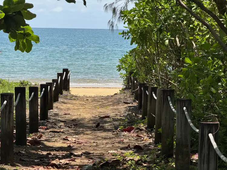 7 Banfield Pde, Wongaling Beach QLD 4852