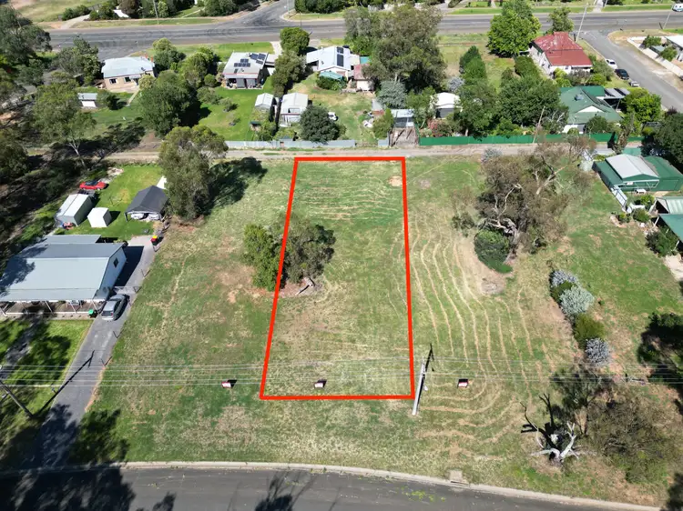 14 William St, Berrigan NSW 2712