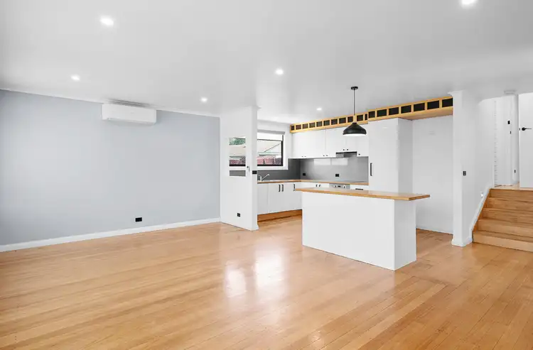 Second view of Homely house listing, 3 Niela Cres, Myrtleford VIC 3737