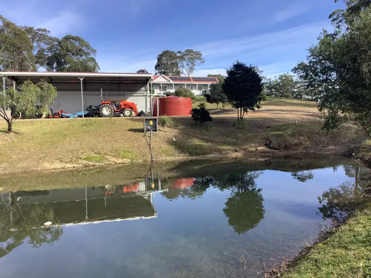 1 Bluemoor Road, North Batemans Bay NSW 2536