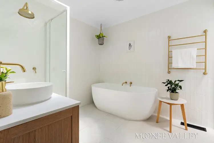 Fifth view of Homely house listing, 31 Barbara Crescent, Avondale Heights VIC 3034