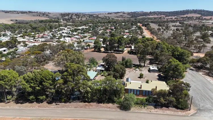 2-8 South Terrace, Wirrabara SA 5481