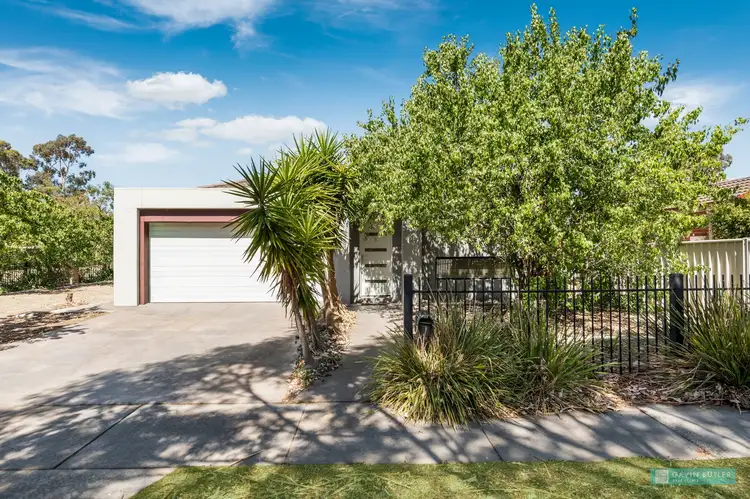 3 Acacia Park Dr, Epsom VIC 3551