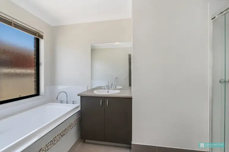 Fifth view of Homely house listing, 3 Acacia Park Dr, Epsom VIC 3551