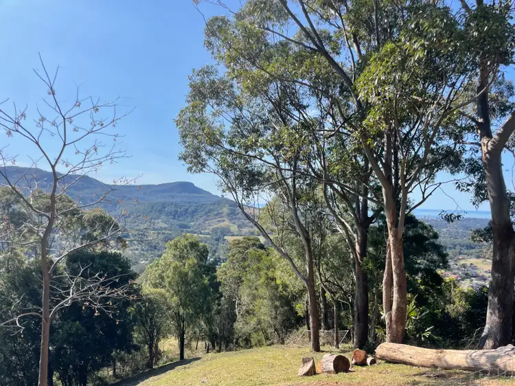 565 Cordeaux Road, Mount Kembla NSW 2526