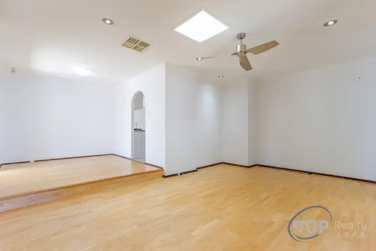 Sixth view of Homely house listing, 3 Dewis Place, Bull Creek WA 6149