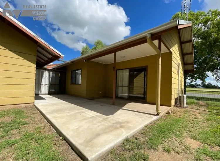 107 Blain St, Blackwater QLD 4717