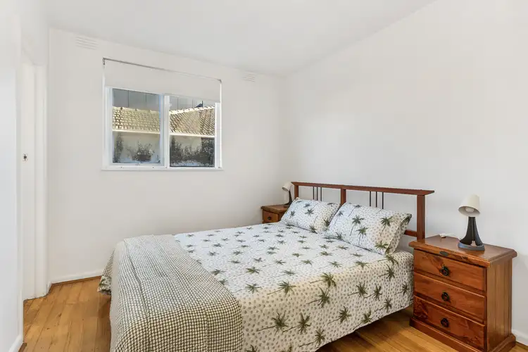 46 Rosanna St