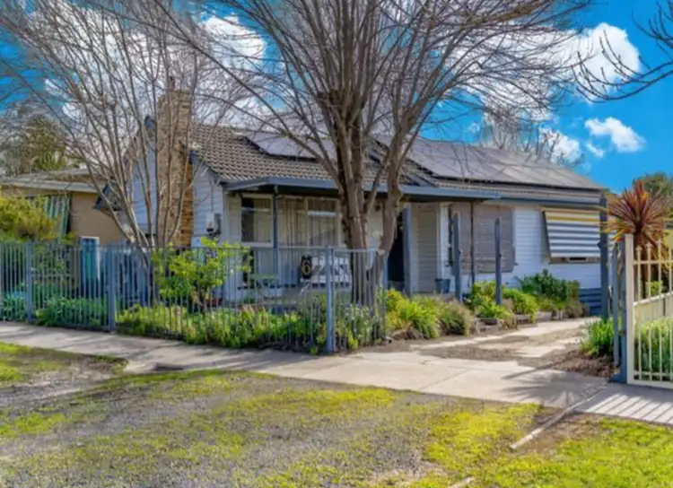 6 Inglewood Street, Golden Square VIC 3555