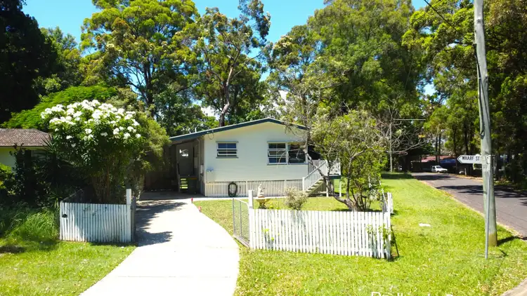 28 Wharf St, Macleay Island QLD 4184
