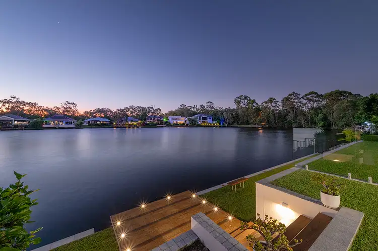 22 Veerings Cres, Twin Waters QLD 4564
