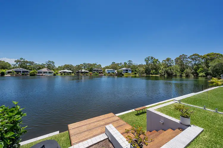 22 Veerings Cres, Twin Waters QLD 4564