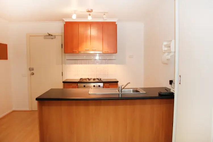 Third view of Homely apartment listing, 32/88 Southbank Bvd, Southbank VIC 3006
