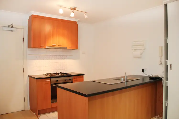 Fourth view of Homely apartment listing, 32/88 Southbank Bvd, Southbank VIC 3006