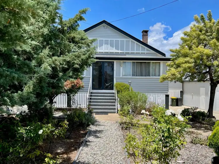 85 College Rd, Stanthorpe QLD 4380