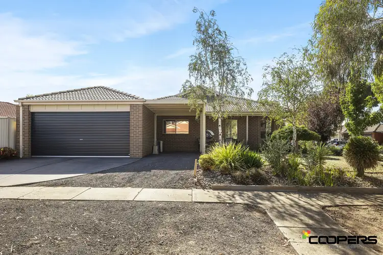 7 Gongurra Bowl, Harkness VIC 3337